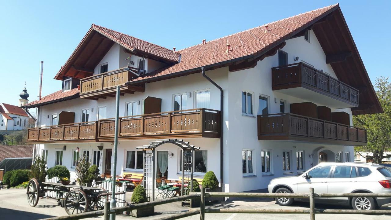 Gasthof "Zum Strauss" Wildsteig Exterior foto